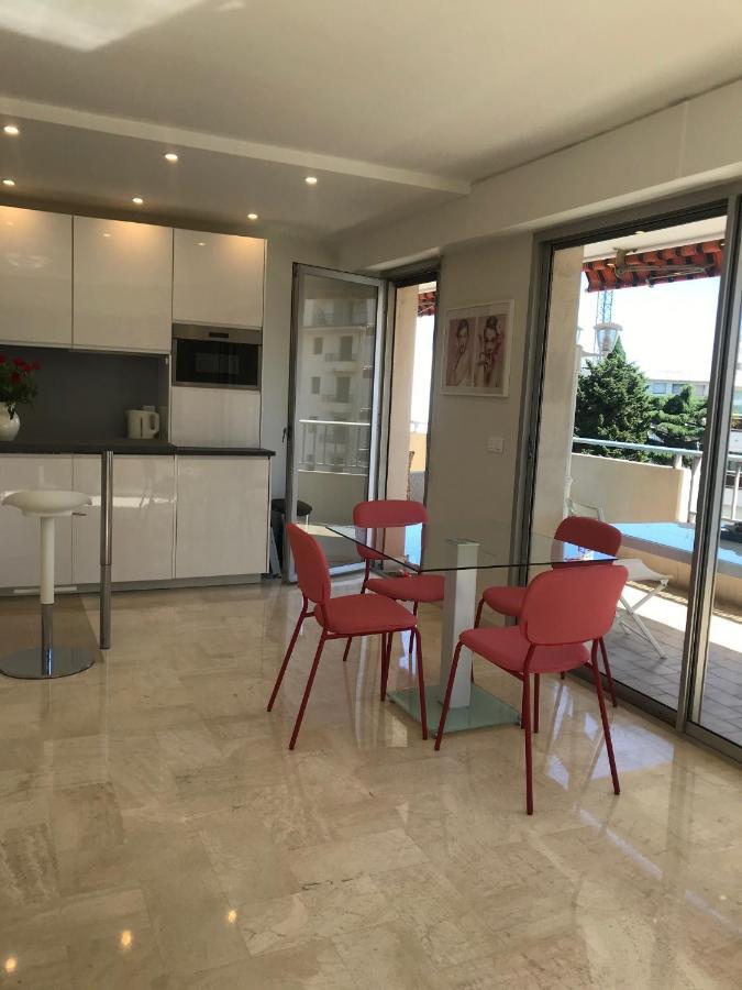 Palm D'or / Gir2405 / 2p Appartement Cannes